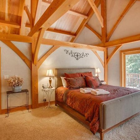 Snowgrass Lodge - River, Mountain Views & Hot Tub Leavenworth Extérieur photo